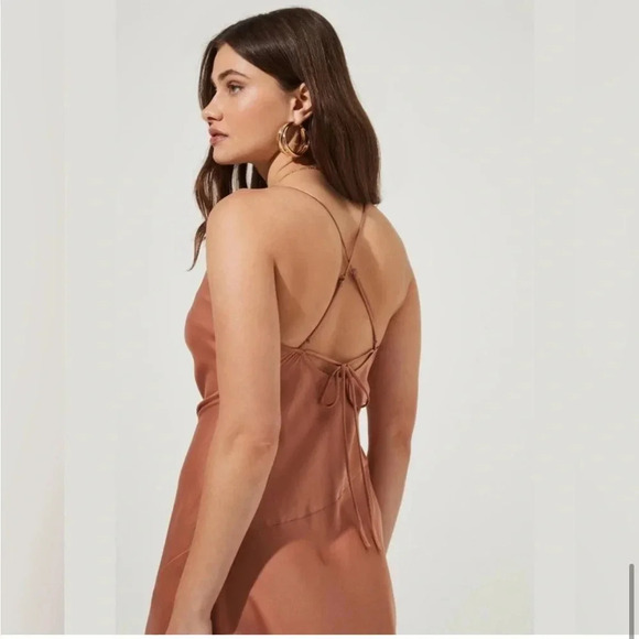 ASTR the Label Gaia Satin Midi Dress - Size S - Picture 2 of 9